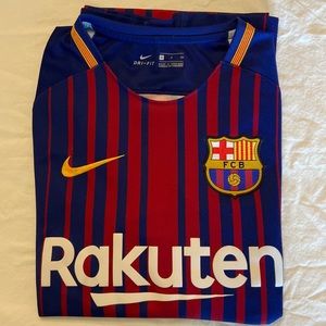 Nike FC Barcelona mens small soccer jersey